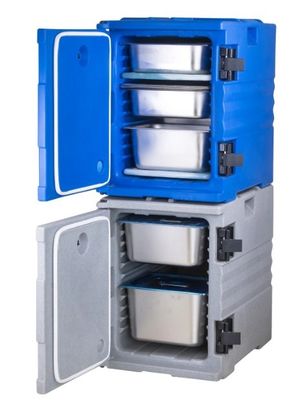 Μπλε απομονωμένο τροφικό τηγάνι μεταφοράς νάιλον χειροπέδες